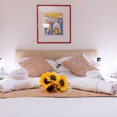 Bed and Breakfast Casa Mazzini Болонья Экстерьер фото